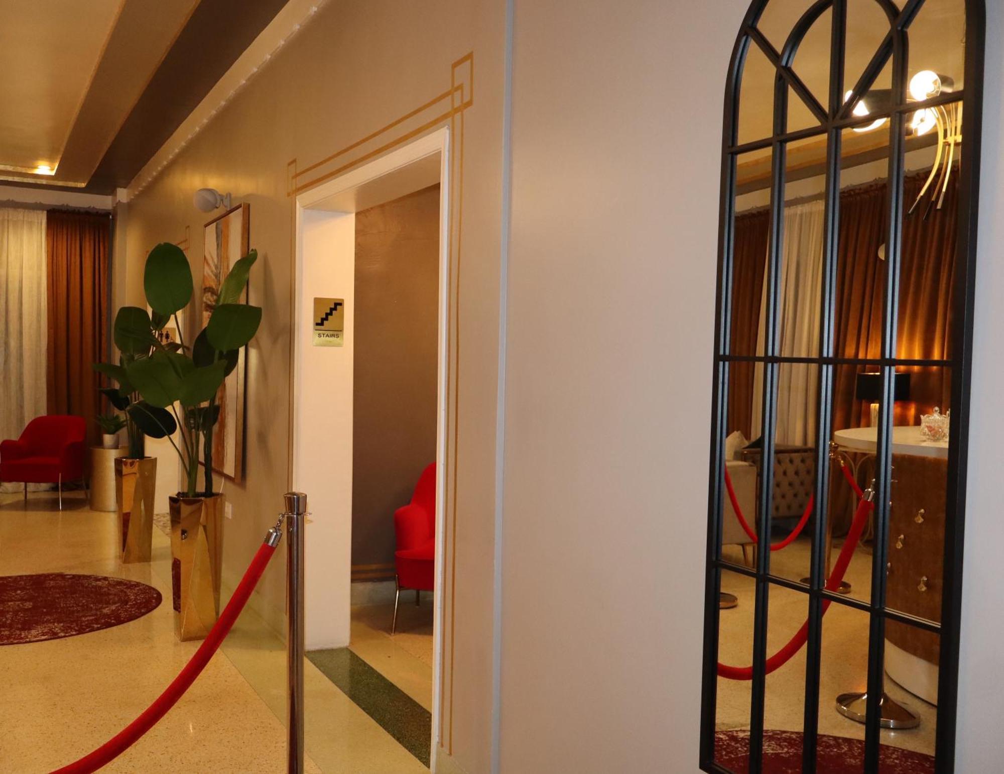 Tb Hotel Downtown Miami Exterior photo